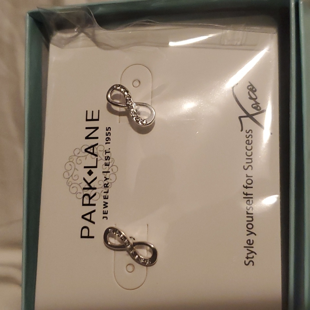 Infinite Earrings by Park Lane